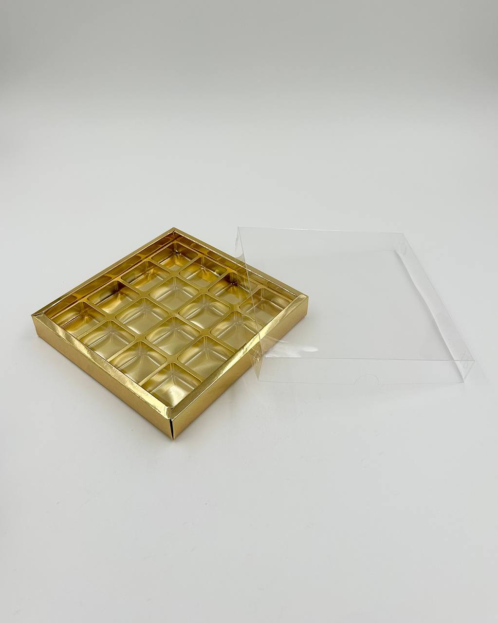 Bolton 16 Choc Box